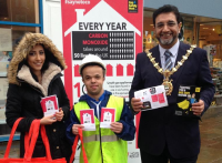 24|7 home rescue team up with mayor of Blackburn and MP